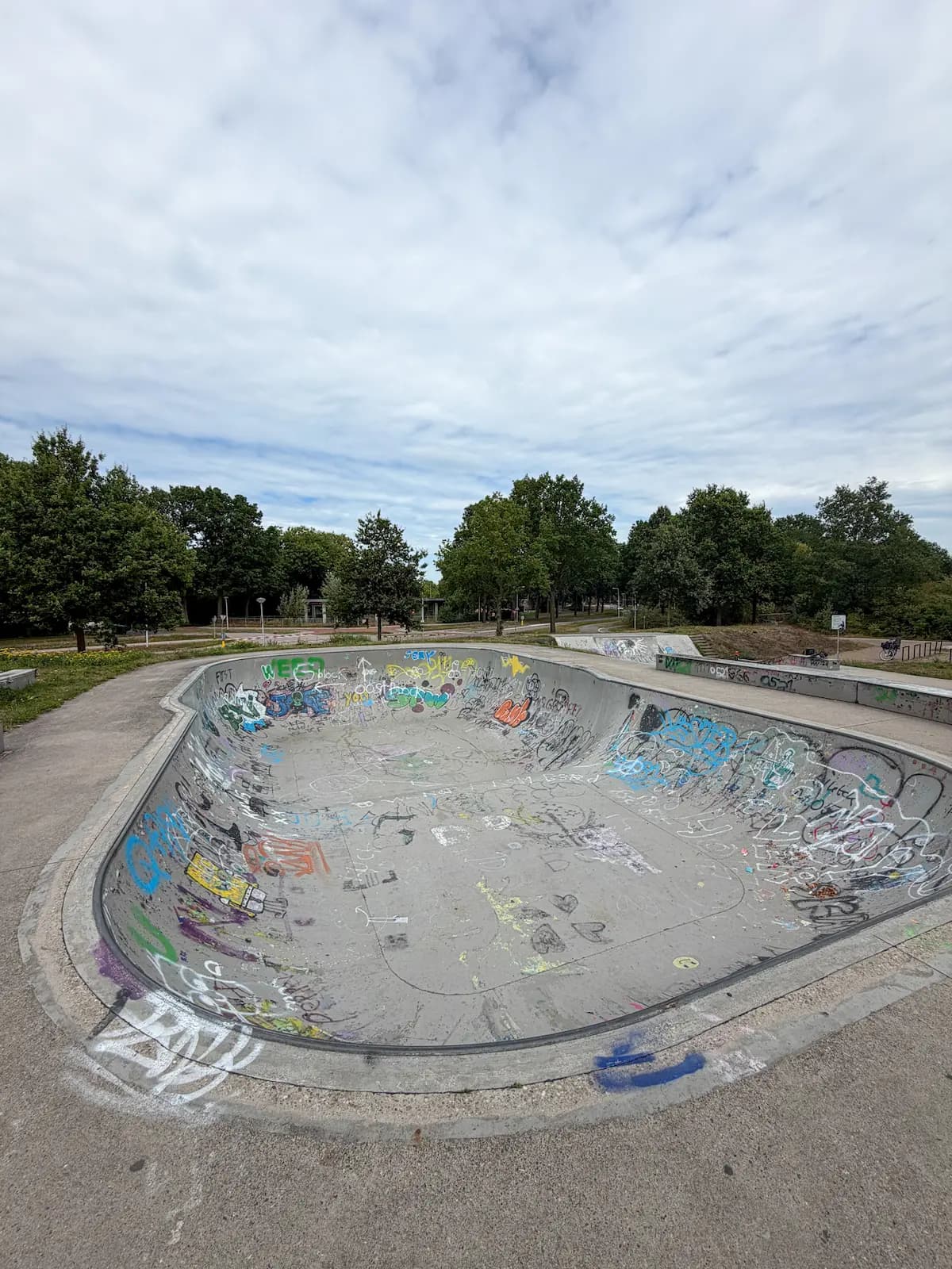 Leef je uit in het skatepark foto 2